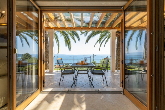 Villa Tomislav Split, s bazenom i pogledom na more Split